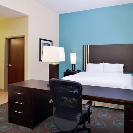 Hampton Inn Beeville Экстерьер фото