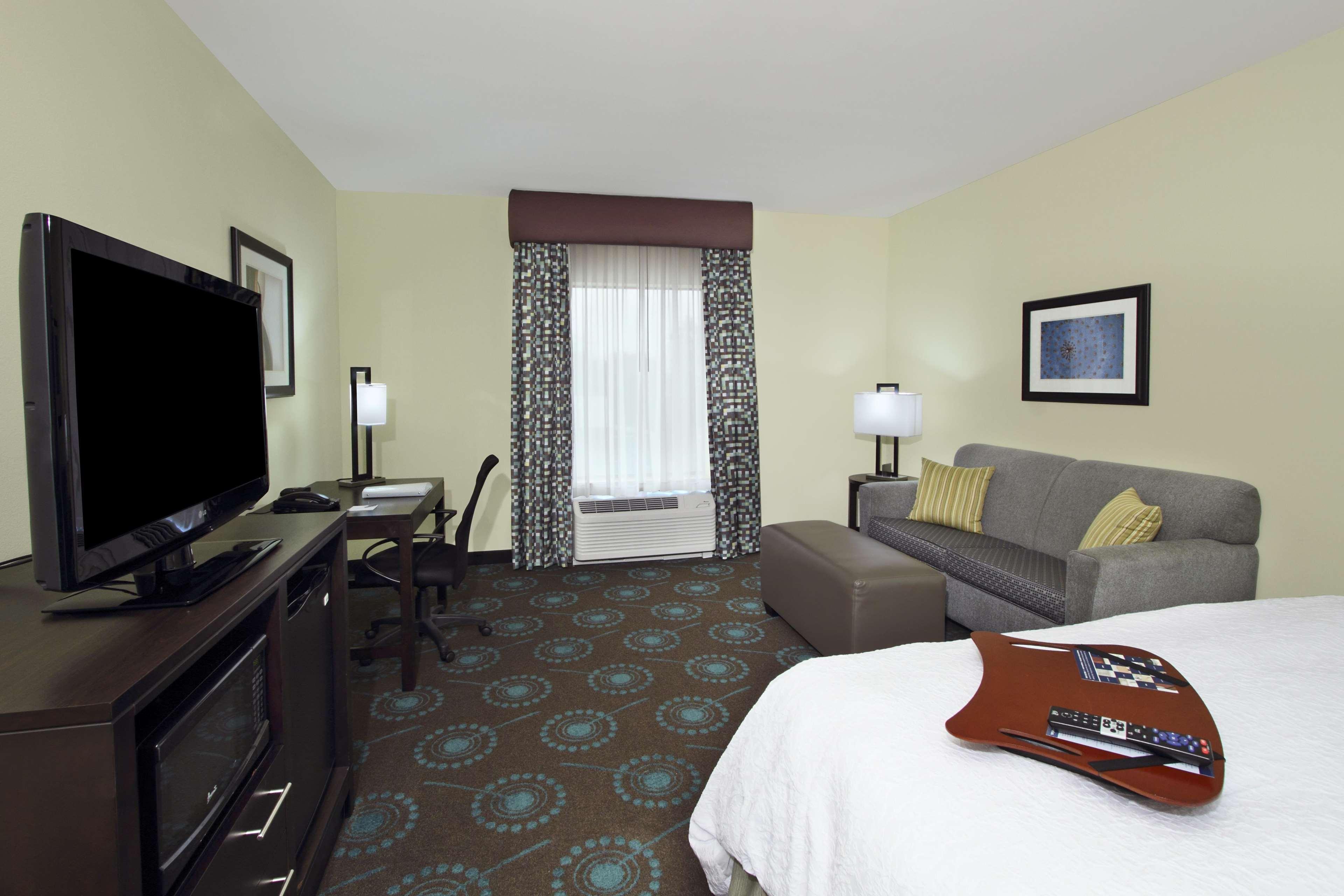Hampton Inn Beeville Экстерьер фото