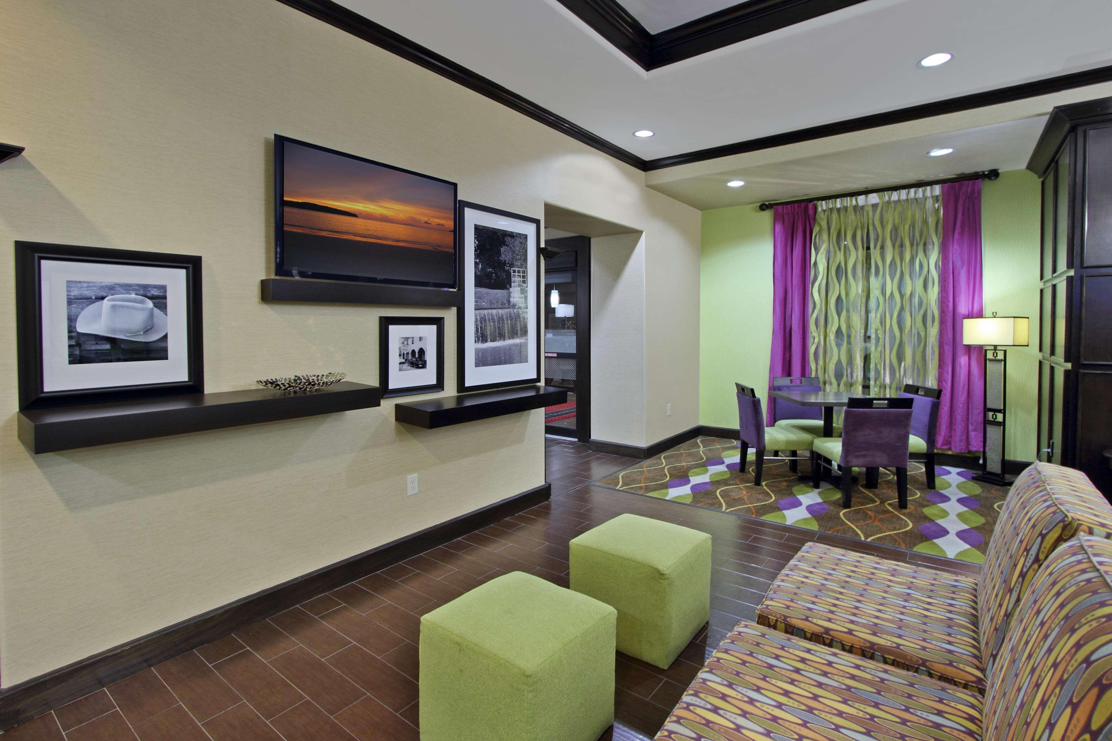 Hampton Inn Beeville Экстерьер фото