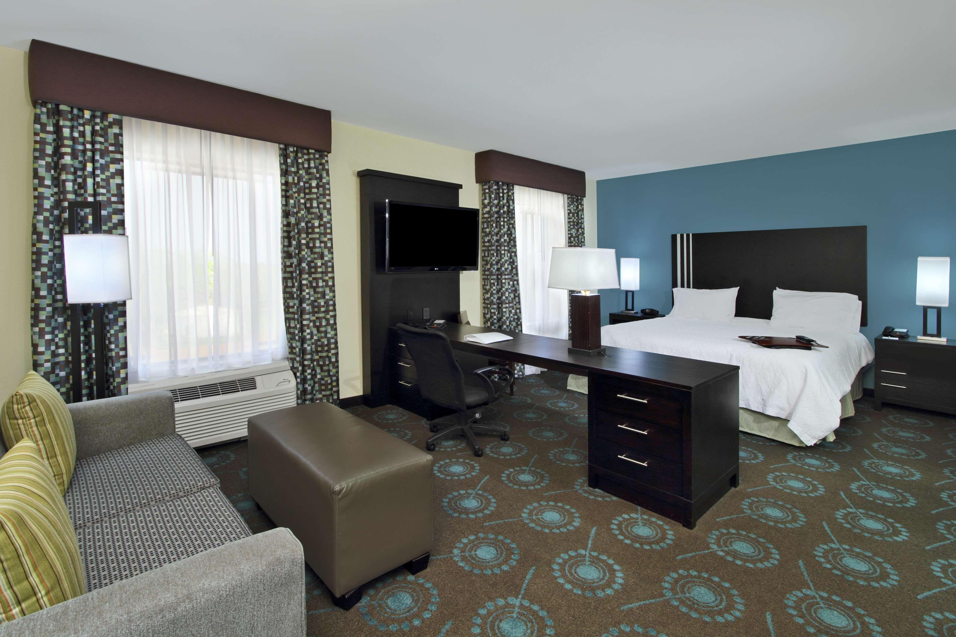 Hampton Inn Beeville Экстерьер фото