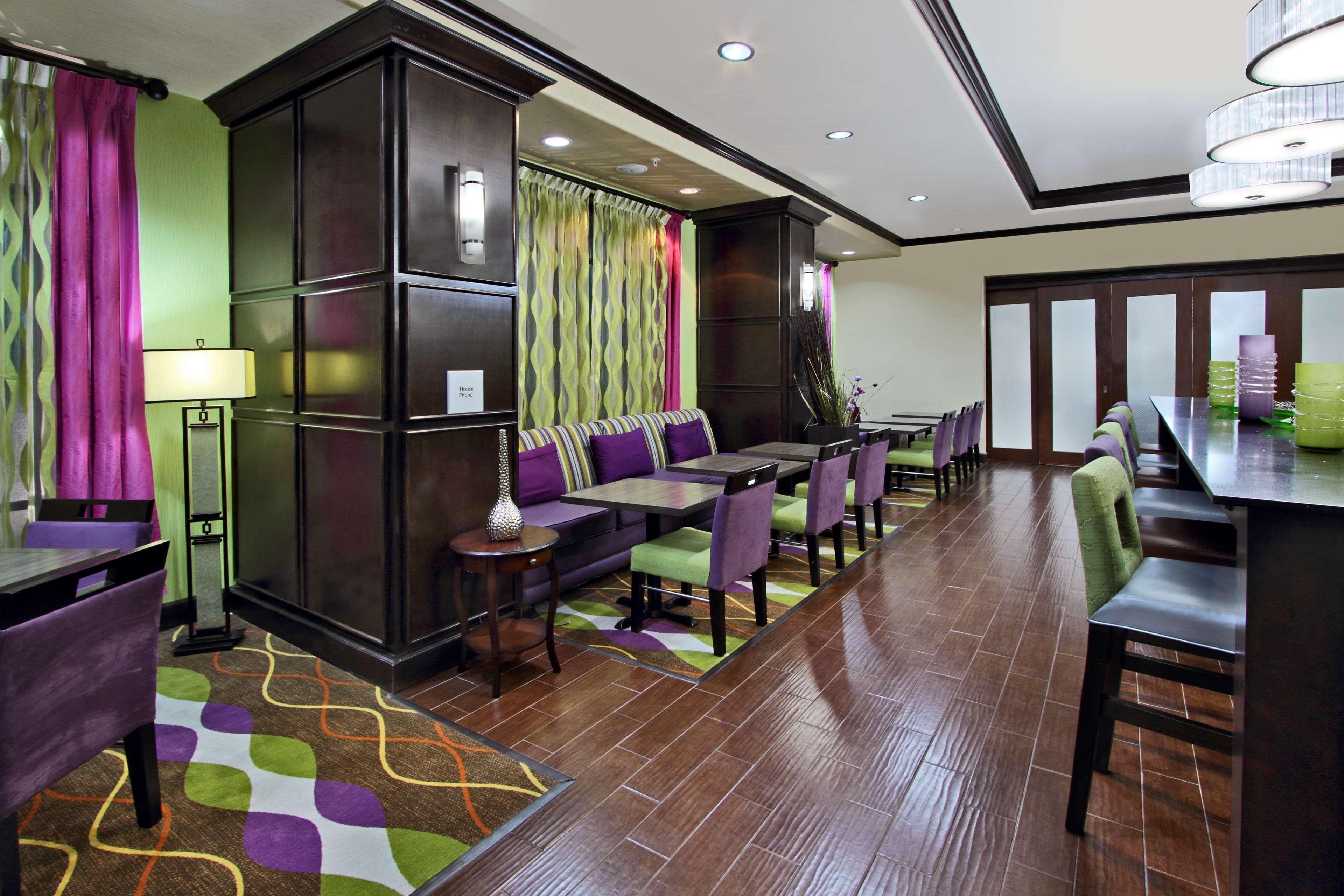 Hampton Inn Beeville Экстерьер фото